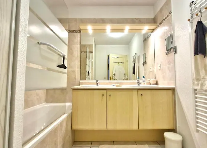 T3 Dans De شقة Fréjus